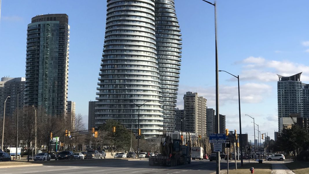Mississauga living condos